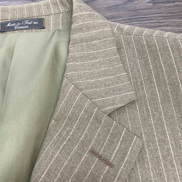 Bachrach Tan Chalk Stripe Pinstripe Suit 43L